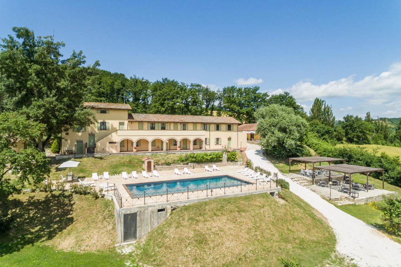 Abadia Farneto Villa Gubbio Bagian luar foto