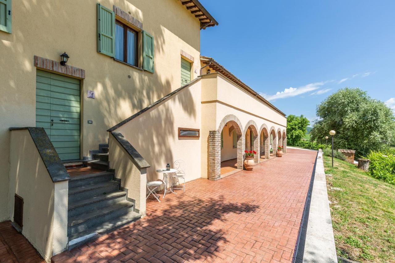 Abadia Farneto Villa Gubbio Bagian luar foto